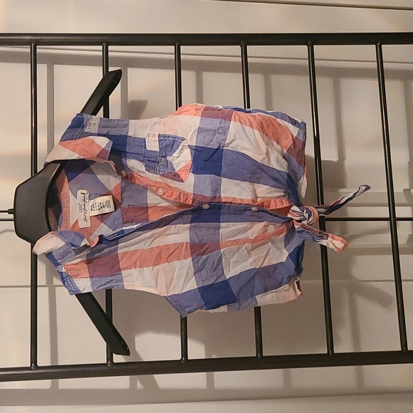 Plaid front tie worn once excellent condition - Picture 2 of 4